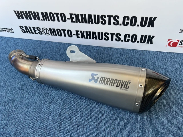 BMW HP R9T R NINE T Titanium Akrapovic Exhaust Inc Link Pipe  2014 - 2016