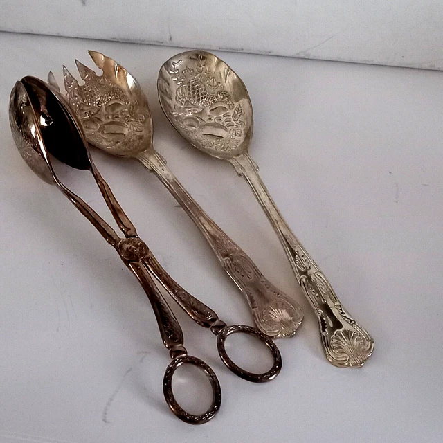Vintage Silver Plated Desert Salad Tong & 2 Spoons