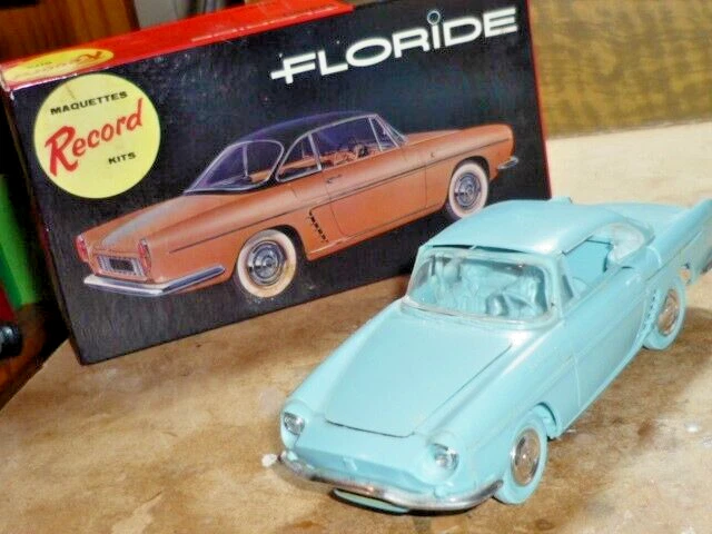 France Jouet Renault Floride Téléguidée – Années 60/70 – Boîte Bon état