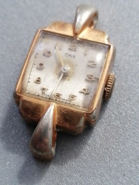 Montre Art Déco En Platine Et Diamants