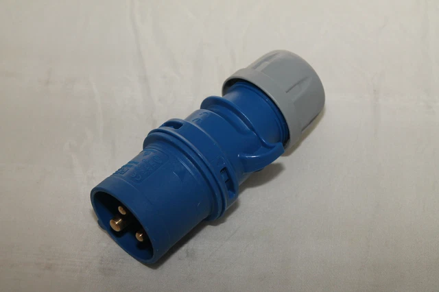 Einbausteckdose 220V Weiß CEE Außensteckdose IP44 Für Wohnwagen