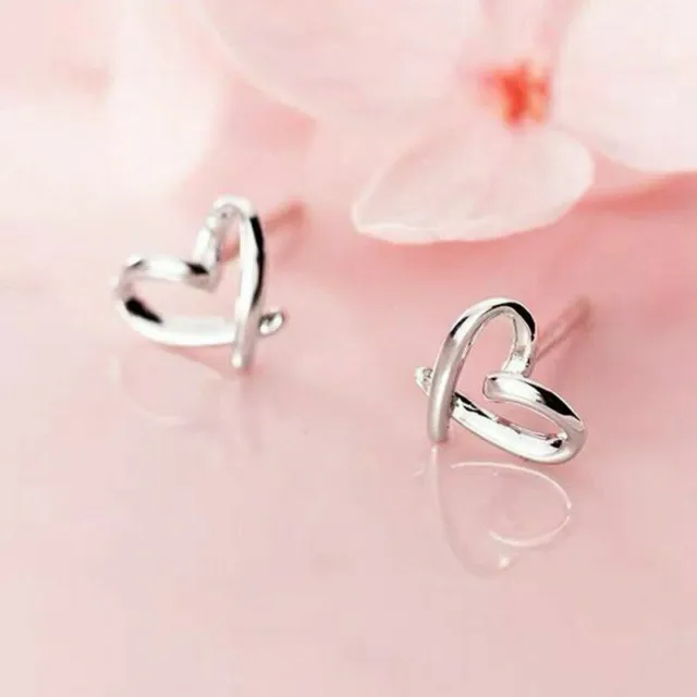 Cute New Petite Girls Silver Plated Heart Stud Post Earrings