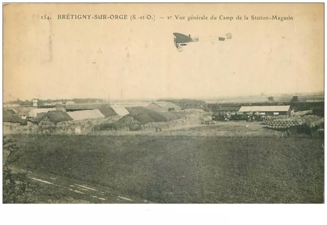 91.BRETIGNY SUR ORGE.n°15971.VUE GENERALE DU CAMP DE LA STATION MAGASIN