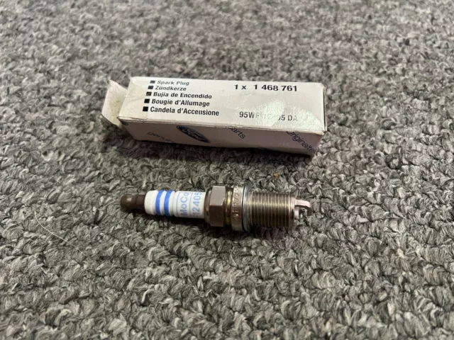 Ford Transit Mk6 2.3 Petrol Spark Plug Genuine OEM 1468761 95WF12405DA