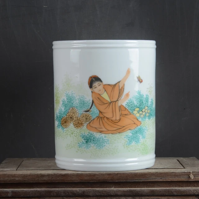5.3" Collect China Porcelain Hand Painting Sing Motherland Figure Brush Pot
