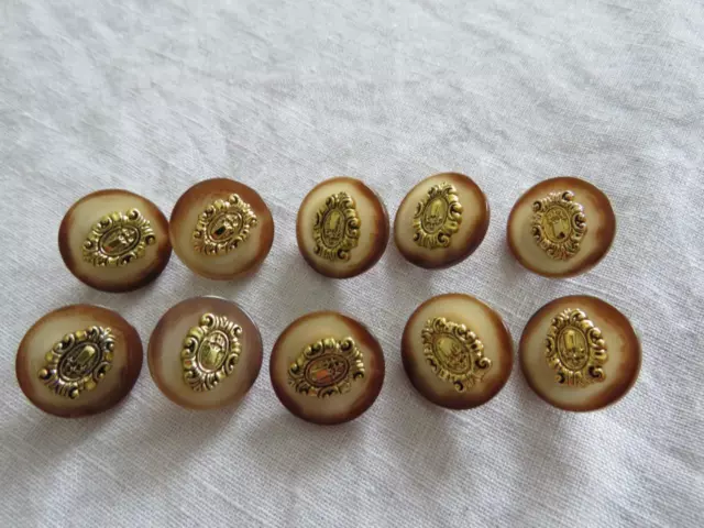 10 X New Faux Shell with Gold Centre 15mm Shank Vintage Sewing Buttons