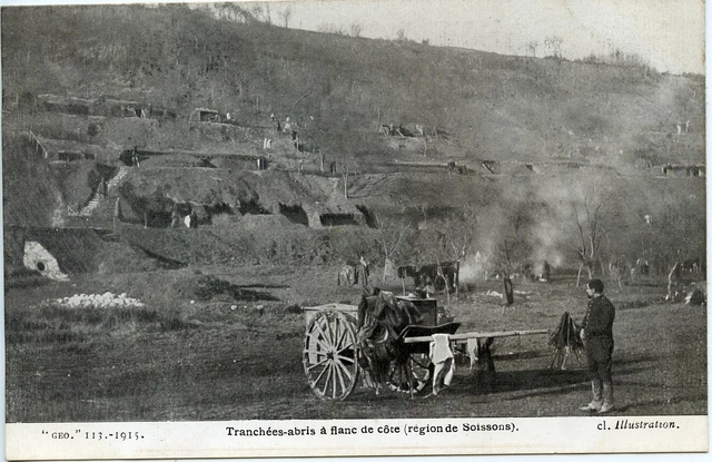 Ww1 // Cpa / Military War // Slices Shelters On The Side Of // Soissons