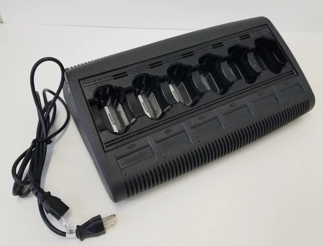 Motorolla Impress WPLN4121BR 6 Bank Charger with Power Cord. Used. Fast shipping