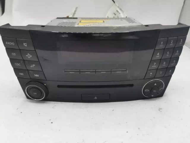 Mercedes-Benz E W211 2004 Unité principale radio CD DVD GPS A2118209889