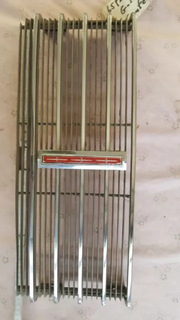 1965 Mercury (no Meteor) Grill-Mittelteil mit Emblem / Grill Center.orig.Ford