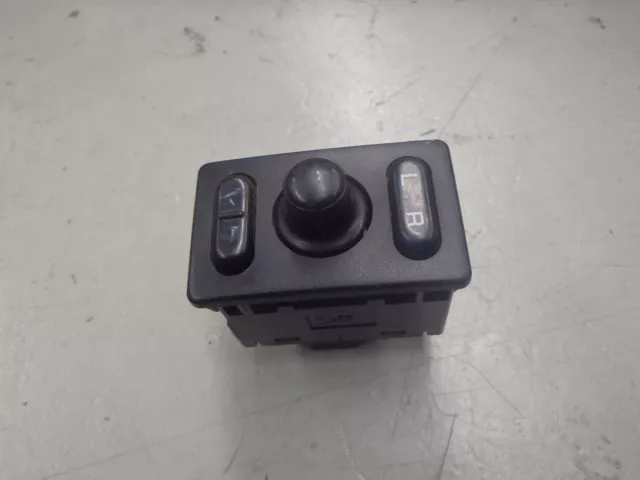 Nissan Skyline R33 Series 1 Power Folding Mirror Control Switch