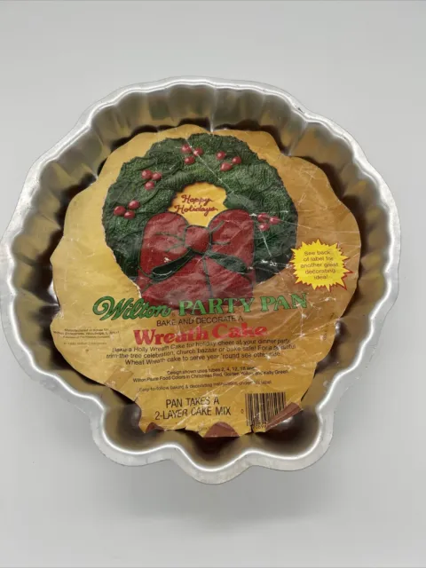 Vintage 1980 Wilton Cake Pan Christmas Wreath 502-1484