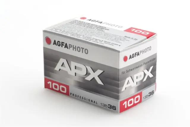 Agfa Apx 100 Iso 135/36 B/W Film (1709396790)