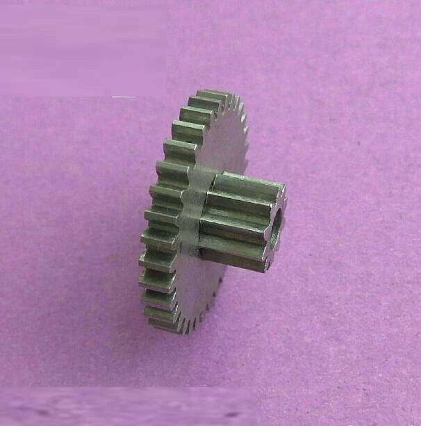 Metal Double Gear 10 Teeth 0.7 Die+33 Teeth 0.7 Die Hole 4mm For Variable Speed