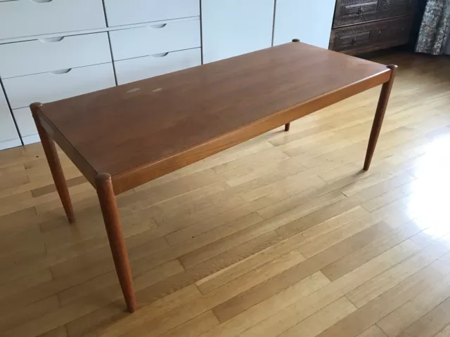 Langer Teakholz Beistelltisch, dänisches Design, 70er Jahre