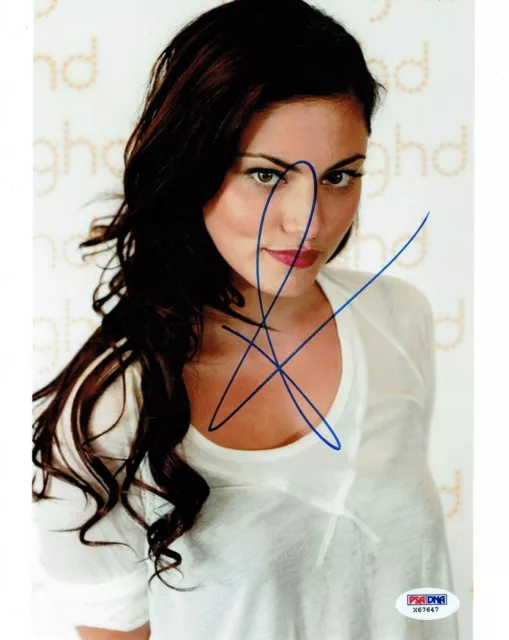 Phoebe Tonkin Signed Authentic Autographed 8x10 Photo PSA/DNA #X67647