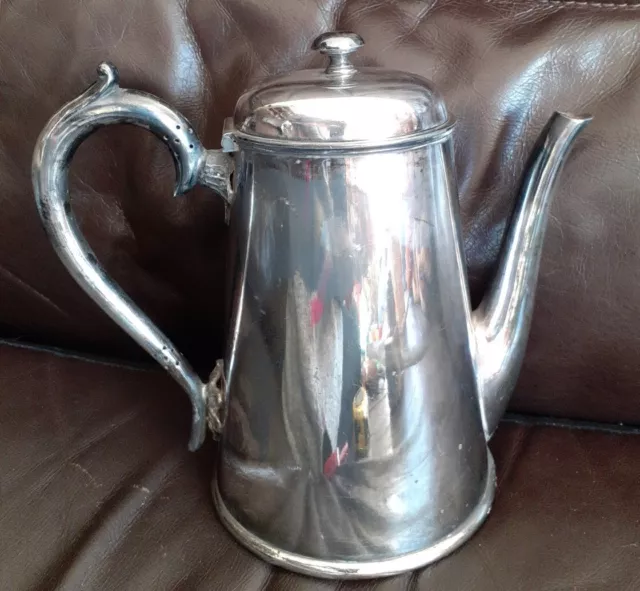 Vintage Retro Silver Plated Coffee Pot Walker & Hall H17046