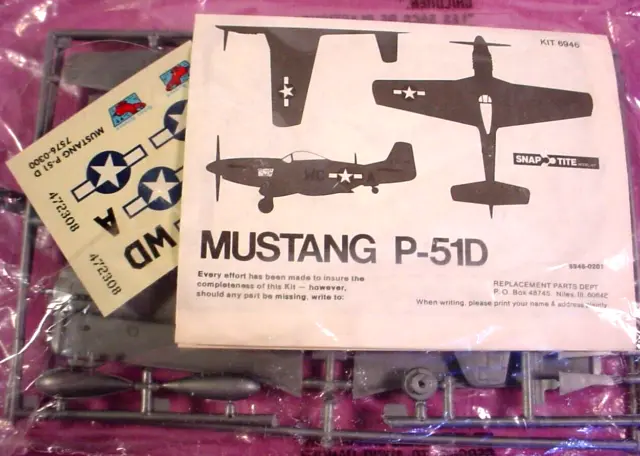 Monogram 1:64 P-51D Mustang Bagged Kit Snap Tite YOUNG MODEL BUILDERS CLUB