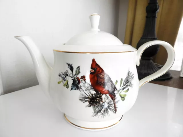 Lenox China WINTER GREETINGS Teapot Cardinal Hard to Find  Made in U.S.A - NEW!