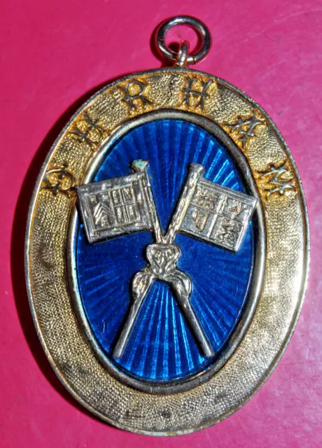 Durham Past Provincial Grand Standard Bearer masonic collar jewel