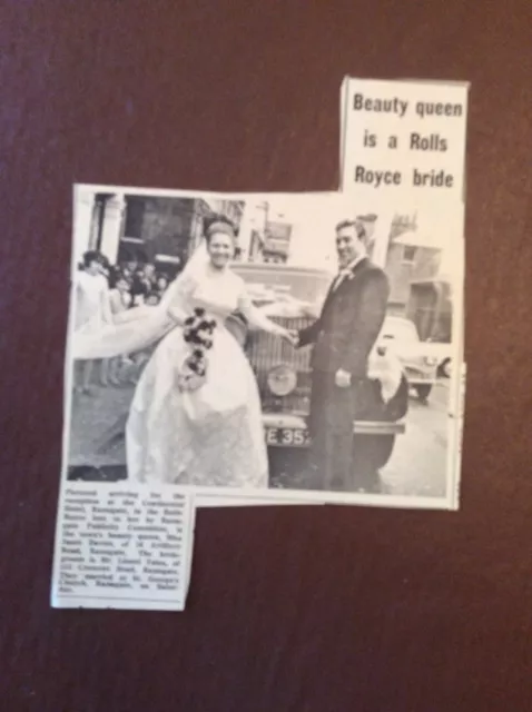 M62-2 Ephemera 1966 News Cutting Wedding Ramsgate Janet Davies Lionel Yates