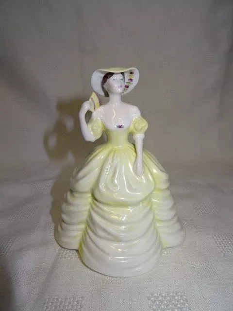 Attractive Coalport 5" Figure/Figurine - Catriona