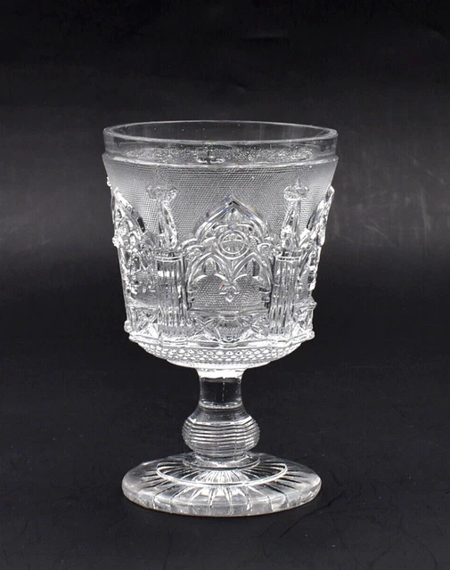 Baccarat? San Louis ? Vetro Matrimonio Cristallo IN Stampato Decoro Gotico 19ème