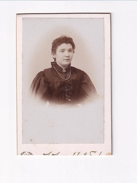 CDV Foto Damenportrait - Metz 1890er