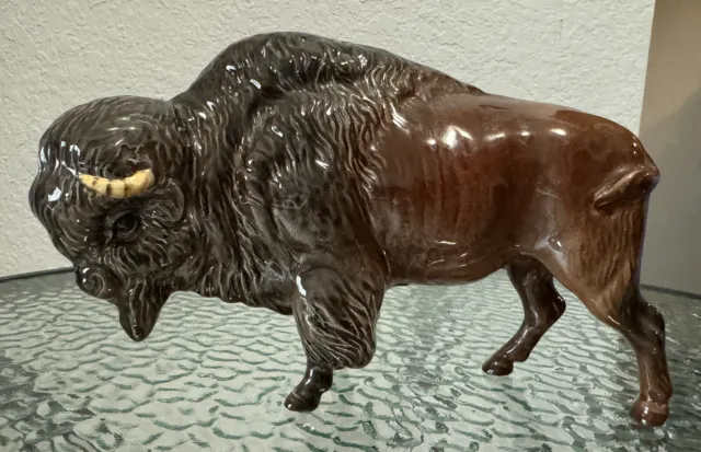 Beswick English glazed Porcelain Buffalo / Bison 9" figurine brown