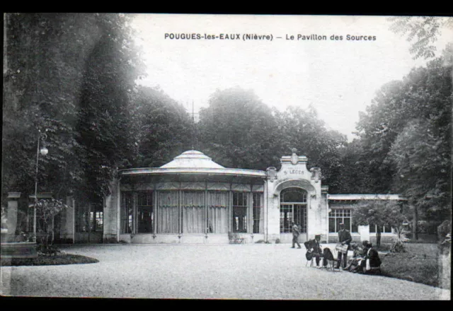 POUGUES-les-EAUX (58) PAVILLON , SOURCE ST-LEGER animée début 1900