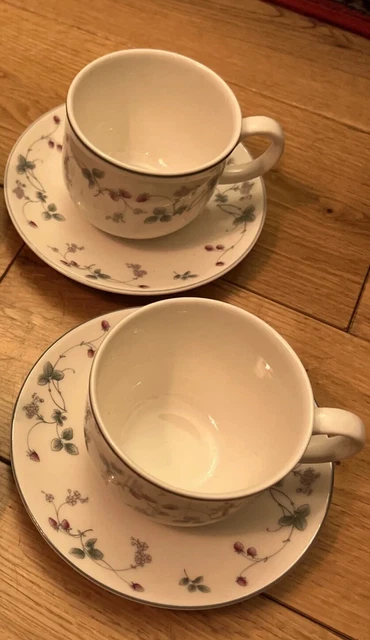 PAIR OF ROYAL Doulton Expressions Strawberry Fayre Tea Cup