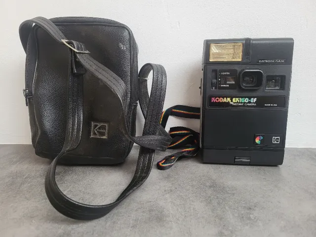Camera Kodak Ek 160 Ef With Suitcase Electronic Flash Made IN USA