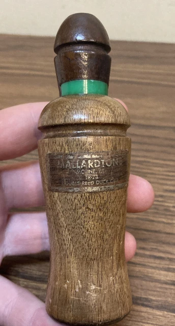 Vintage Mallardtone Model TR-73 Double Reed Wooden Duck Call Vintage Mallardtone Model TR-73 Double Reed Wooden Duck Call