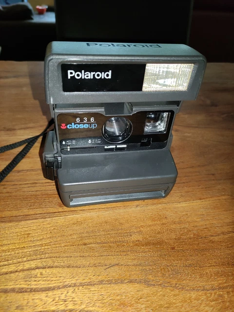 Rare Cofret Polaroid 636CL En Trés Bonne État Rare Cofret Polaroid 636CL En Trés Bonne État