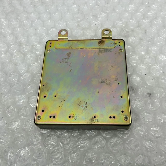 GLOW PLUG CONTROL Unit Mitsubishi Pajero V44Wg Mk2 2.5T £40.00