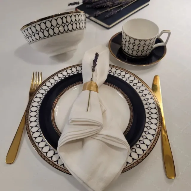 Bone China Porcelain Dinnerware Set, Elegant Dinner Set, Service for 4.