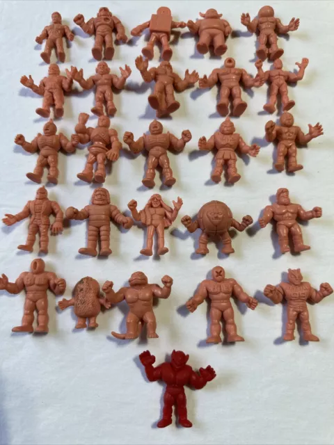 VTG 80s M.U.S.C.L.E. Men Lot of 26 Wrestling Action Figures Mattel Muscle