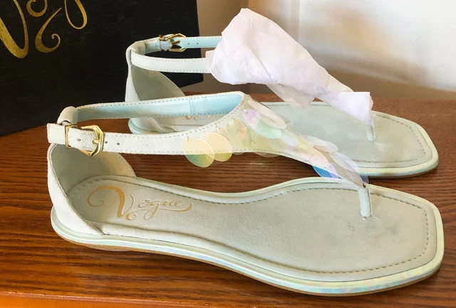 NIB NEW VOGUE $99 Mint Candy Buttons T Strap Sandals 8