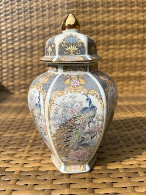 Vintage große japanische Pfau Blumenmuster Glas Urnentopf Gold Dekor Vase mit Deckel 2