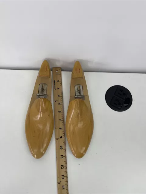 Vintage Wood Cobblers Shoe Form Adjustable Pair Shoe Trees
