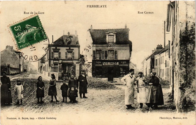 CPA AK PIERRELAYE - Rue de la Gare - Rue Carnot (380993)
