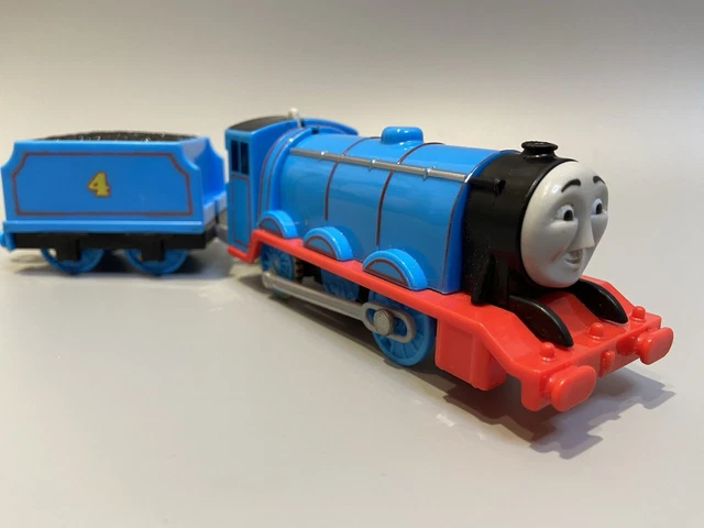 TRACKMASTER GORDON & Tender Motorised Train Engine Thomas & Friends ...