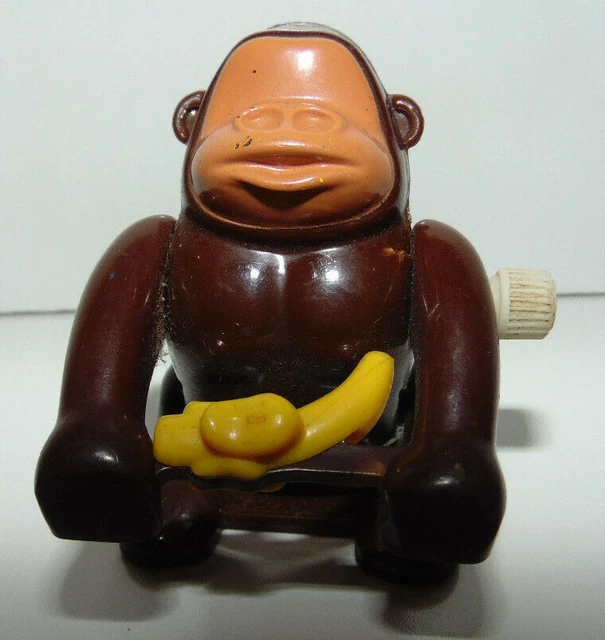 VINTAGE TOMY WINDUP Monkey Back Flipping Jumping Toy With Banana