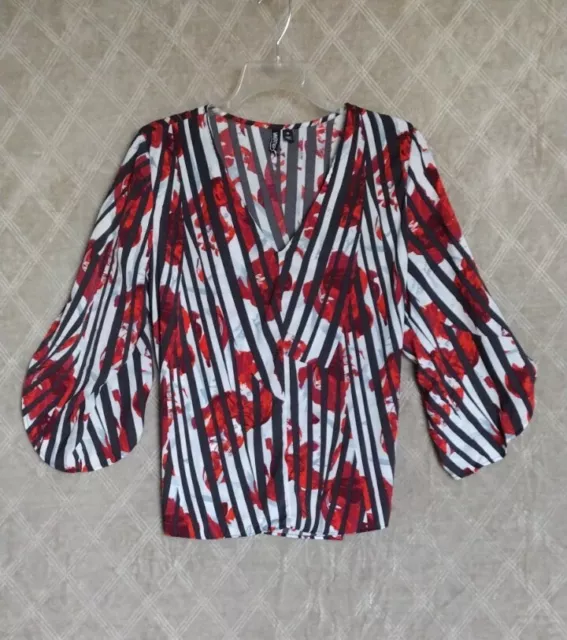 Valette blouse womens MEDIUM red blue Vneck pullover 3/4 slit sleeve abstract