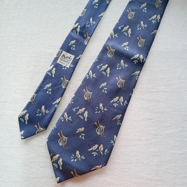 Cravate En Soie Hermès Bleue Numérotée - Occasion, Pour Homme
