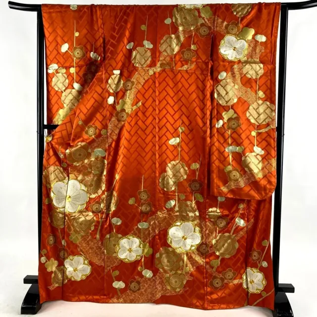 Japanese kimono SILK"FURISODE" long sleeves, Gold thred , Embroidery, 5' 6".3243
