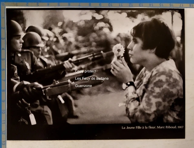 LA JEUNE FILLE à la fleur contre guerre Vietnam Marc Riboud document