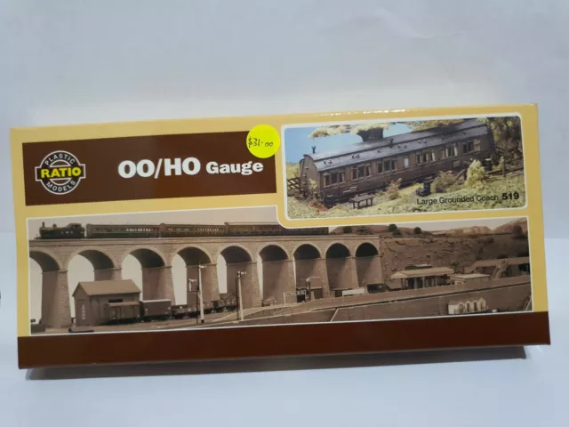 Ratio 519 Large Grounded Coach Kit OO scale