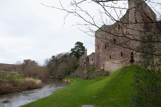 Large historic Scottish castle for sale (substantial ruin)