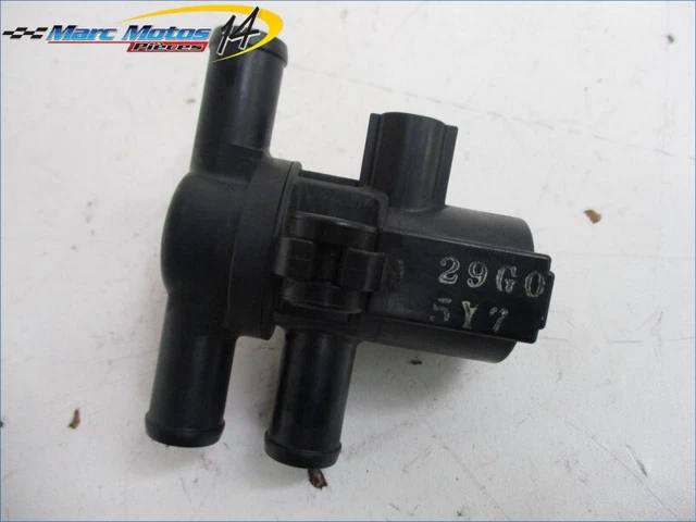 Clapet De Recyclage Des Gaz Suzuki 800 DRS - Pour Modèle 1992 - Pièce D'occasion Opérationnelle